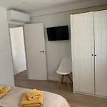 Urbanizacion Con Piscina Arnelas *