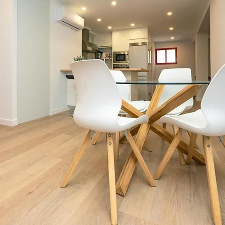 Urbanizacion Con Piscina Arnelas *