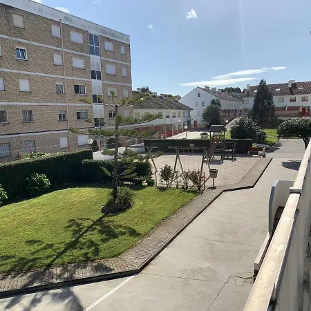 Urbanizacion Con Piscina Arnelas דירה *